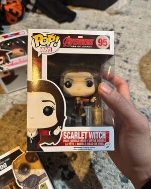Funko Pop Marvel Vingadores Feiticeira Escarlate Wanda 95